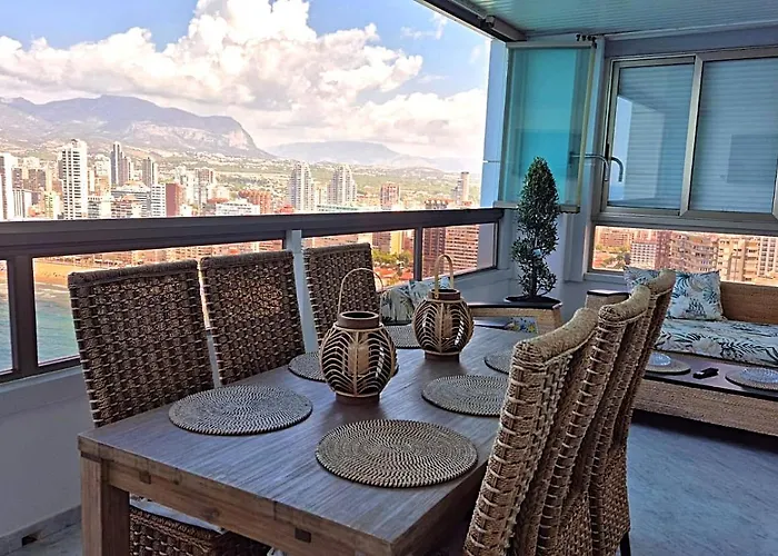 First Line Vip Tree Bedrooms With Spectacular View דירה