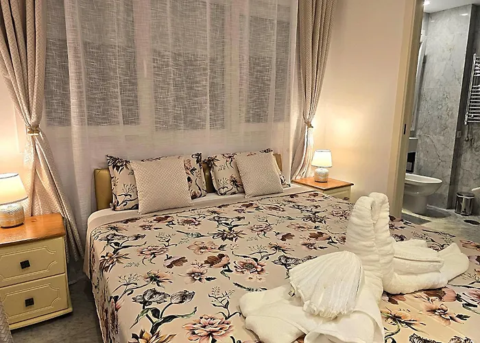 First Line Vip Tree Bedrooms With Spectacular View בנידורם