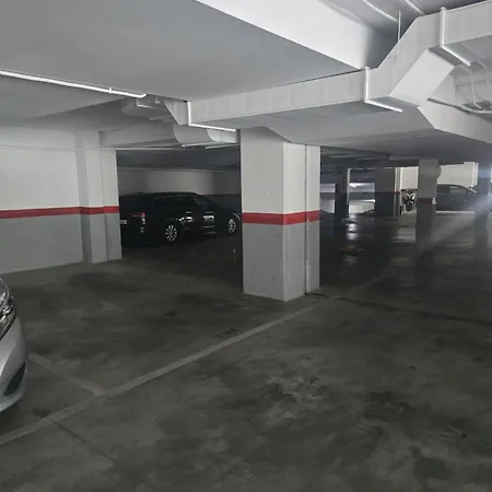 First Line Vip Tree Bedrooms With Spectacular View Lägenhet