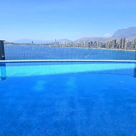 Lägenhet First Line Vip Tree Bedrooms With Spectacular View *