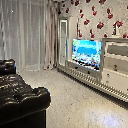 First Line Vip Tree Bedrooms With Spectacular View Benidorm